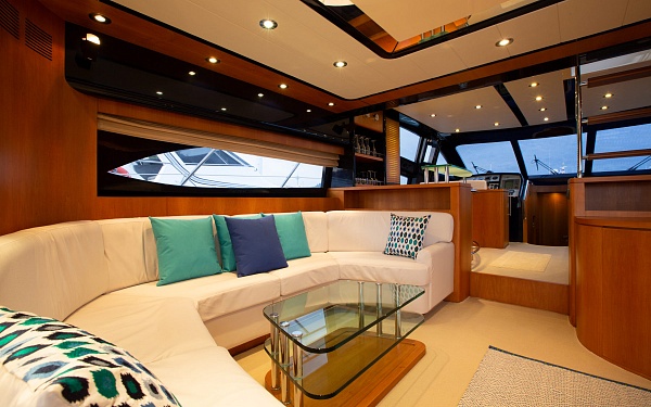 Аренда яхты Riva 70 Dolce Vita Aria Blue на Пхукете